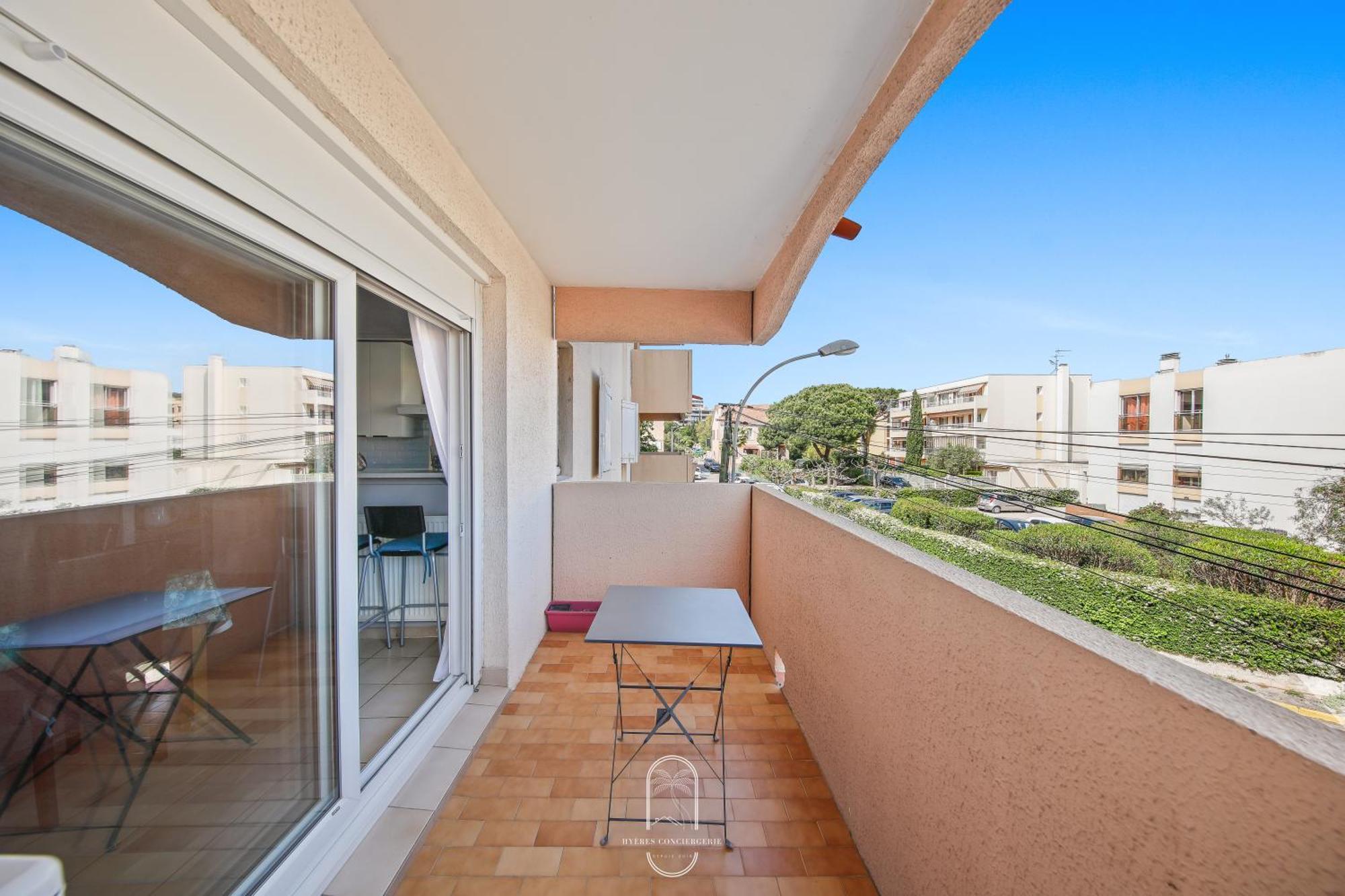 Hyeres Proche Centre - Appartement 1 Chambre Clim Pk Wifi By Hc Exteriör bild